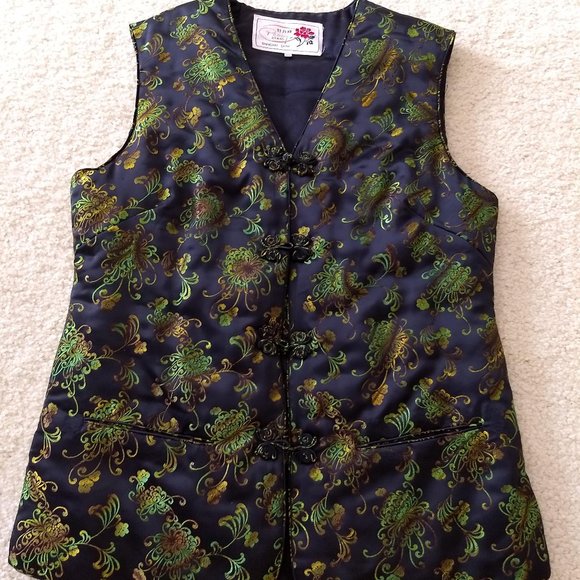 vintage 60s silk floral patterned puffy vest NWOT - Picture 1 of 9